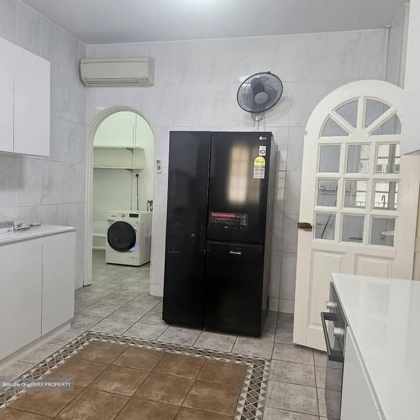 Amber Road (D15), Terrace #560779001